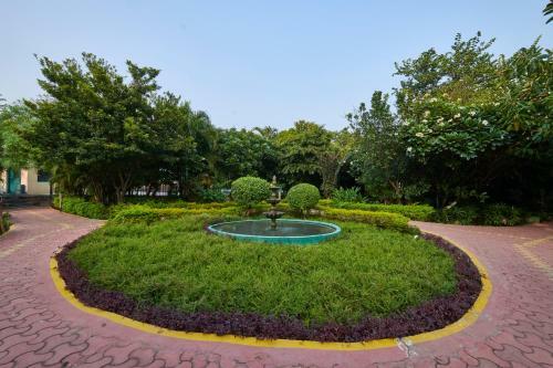 Hotel Acorn Hideaway Resort & Spa