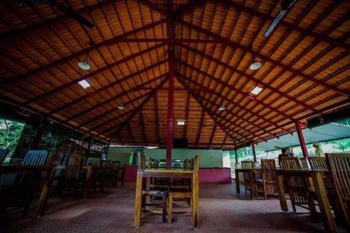 Aadhavana Homestay - Sakleshpur