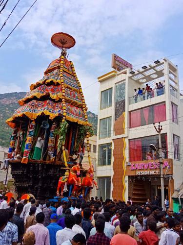 Hotel Sri Sarvesha Residency