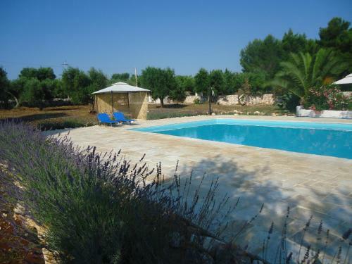 Trull Of Paradise With Pool-white Ostuni-puglia