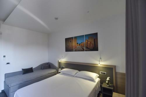 Pompei Inn Ruins B&B Luxury Suite