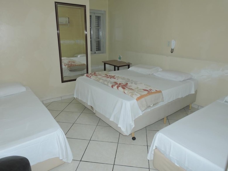 Hotel Dona L�