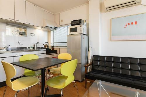 Apartamento Modern Bright Cozy Room Share Hotel Hideout