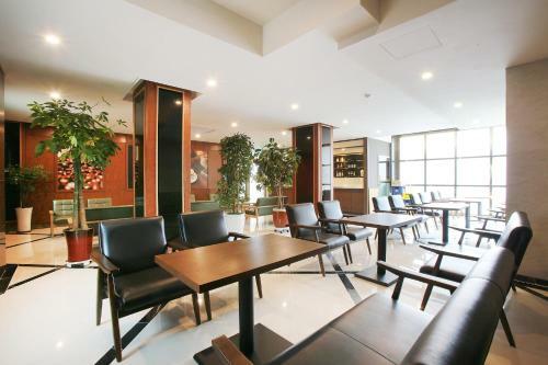 Hotel Golden Hill