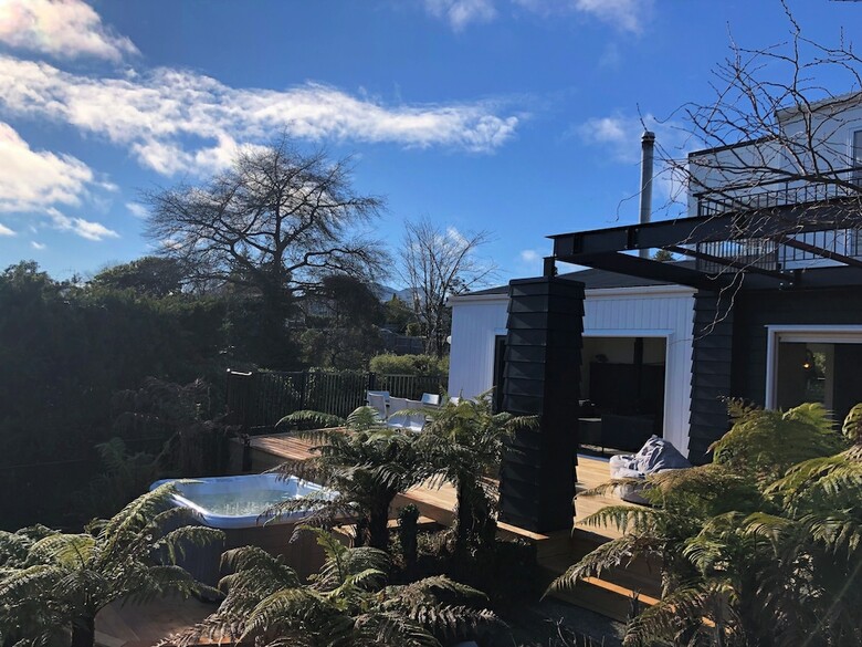 Bayview Lake Taupo