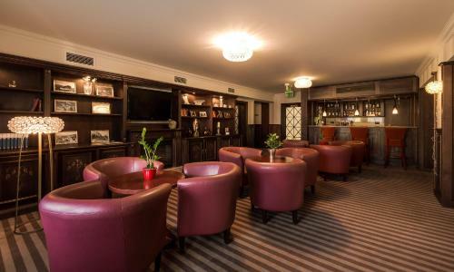 Hotel Kryszta? Conference & Spa