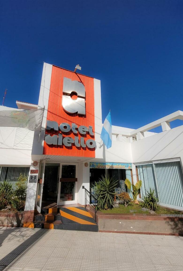 Hotel Aiello