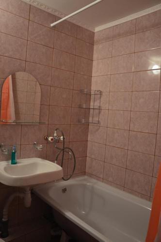 Apartment Fadeeva 425