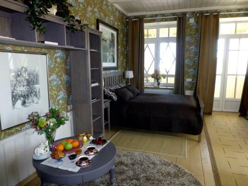 Hostal Russko-frantsuzsky Hotel Chastny Vizit