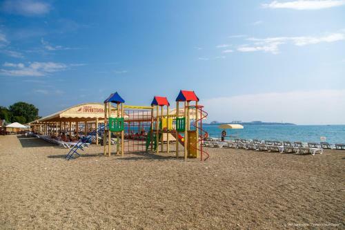 Hotel Privetlivy Bereg