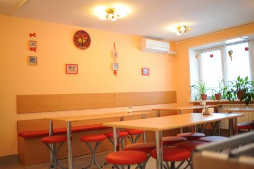 Molodezhnaya Hotel