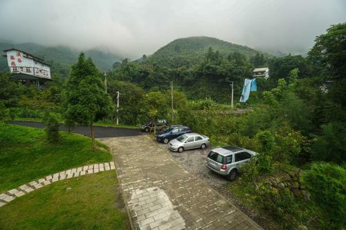 XI Tou In Sunny Day Inn