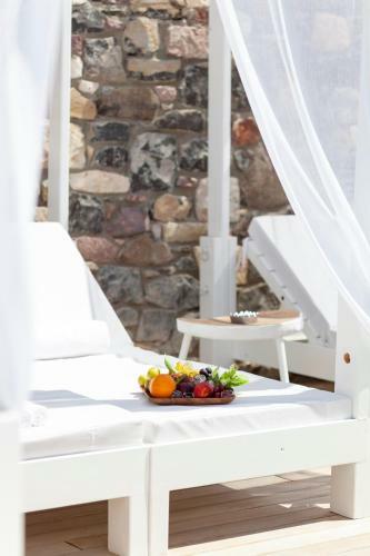 Cunda Pur Beyaz Hotel