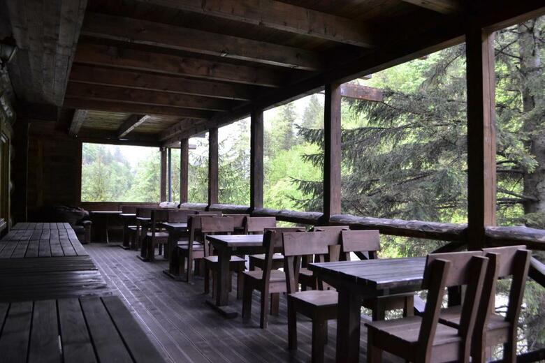 Hostal 4 Mountains Hotel