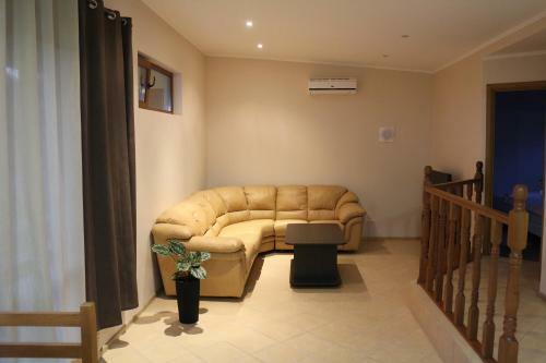 West Wood Aparthotel