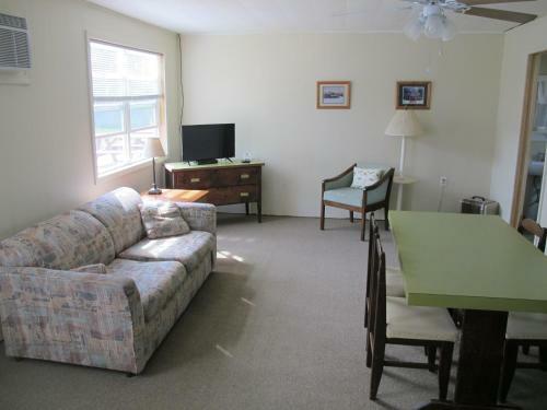 Hostal Little Ted's Cottages