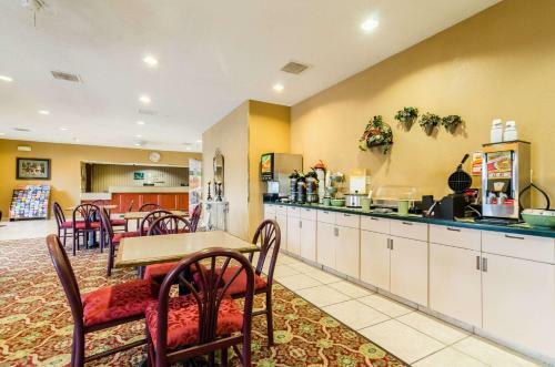 Hotel Quality Inn & Suites Manhattan