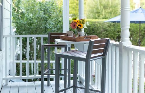 Bed & Breakfast West Neck Guesthouse