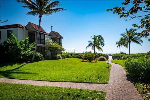 Apartamento East Gulf Condo #1122