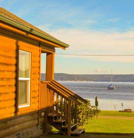 Motel The Waterfront At Potlatch