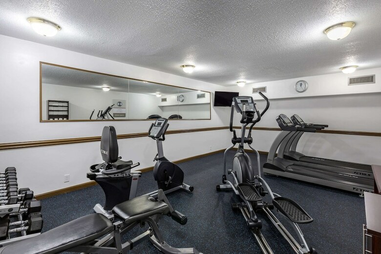 Hotel Clarion Inn Falls Church- Arlington