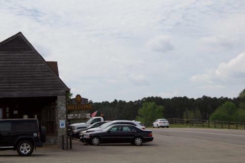 Sheldon's Motel And Restaurant