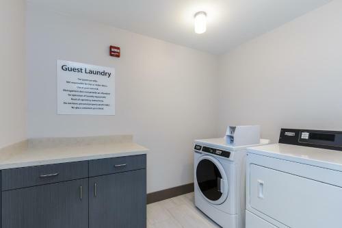 Hotel Holiday Inn Express & Suites South Bend - South