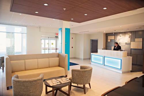 Hotel Holiday Inn Express & Suites - Sterling