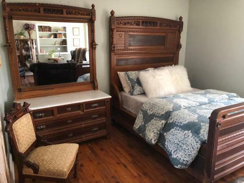 Vineyard Mansion Carriage House