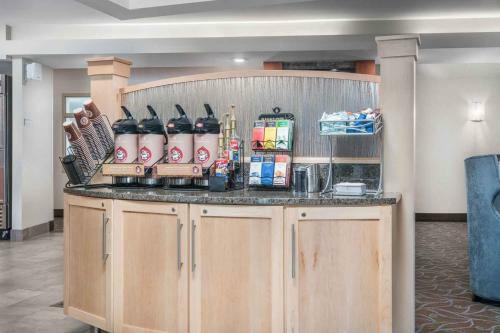 Hotel Americinn By Wyndham Windom