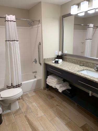 Grandstay Hotel & Suites