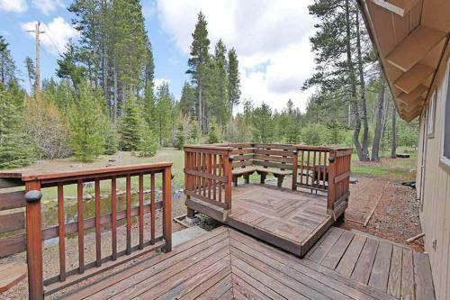 1627 Oneidas Street Home