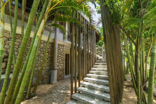 Hotel Qu?nh Vi�n Resort