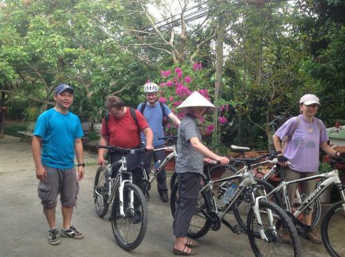 Bay Thoi Homestay