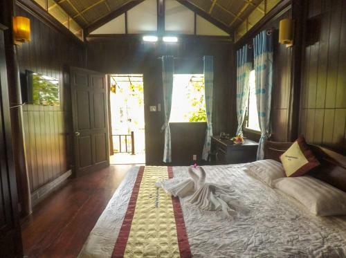 Hotel Hung Vuong Resort
