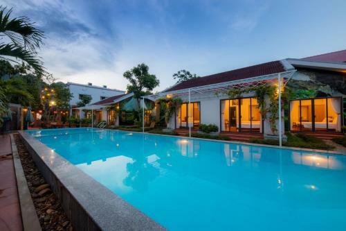 Hotel Son Doong Bungalow