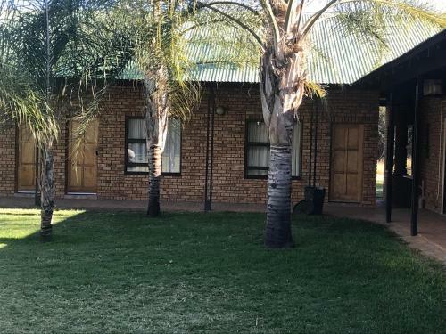 Hotel Molalatau Lodge & Campsites