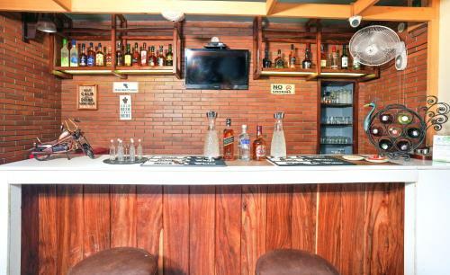 Mayur Hotel Bar And Restaurant