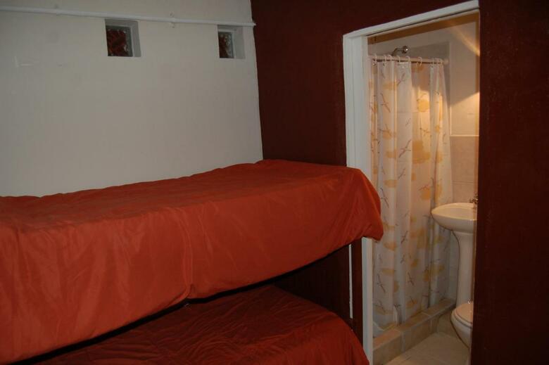 Albergue Alojamiento Goos