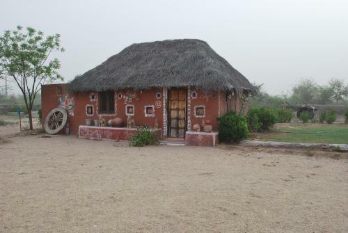 Hotel Bishnoi Village Camp & Resort
