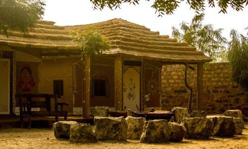 Hotel Bishnoi Village Camp & Resort