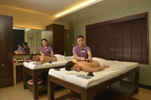 Hotel Madhubhan Resort & Spa