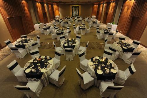 Hotel Madhubhan Resort & Spa