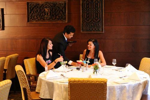 Hotel Madhubhan Resort & Spa