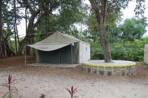 Room Stay -yellow House Beach