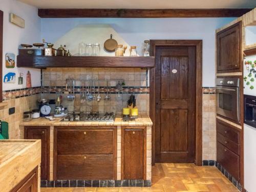 Borgo Carige Villa Sleeps 8 Pool Wifi