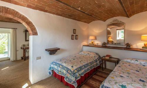 Lucarelli Villa Sleeps 9 Wifi