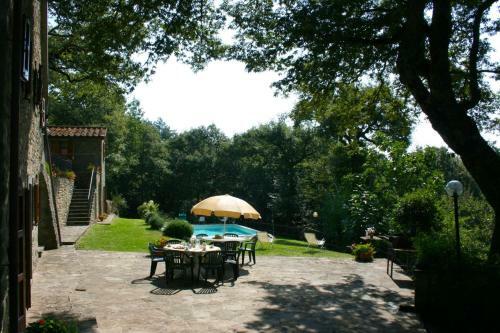 Santa Maria Alla Rassinata Villa Sleeps 15 Pool