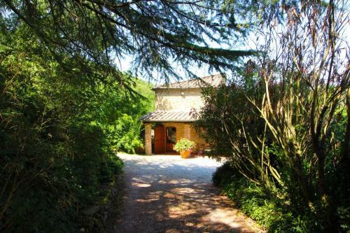 Torricella Villa Sleeps 4 Pool Air Con Wifi
