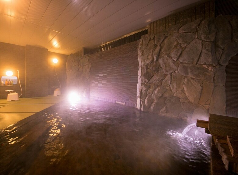 Hitoyoshi Onsen Nabeyahonkan